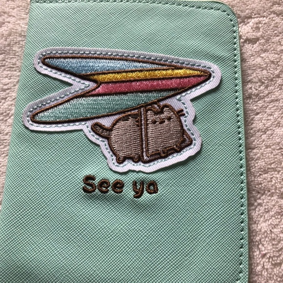 Pusheen See Ya Passport Wallet Like New - Picture 4 of 4